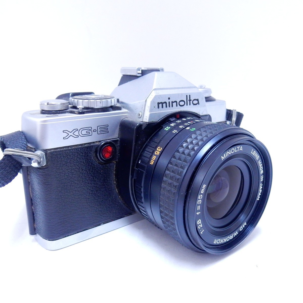 minolta ミノルタ XG-E + レンズ MINOLTA MD W.ROKKOR F2.8 f=35mm フィルムカメラ 動作未確認 ジャンク USED /2201B_画像1