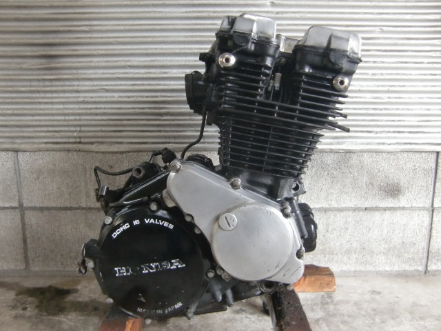 CBX550F 当時物 純正 実動エンジン 【動画あり】 正規打刻 PC04 HONDA