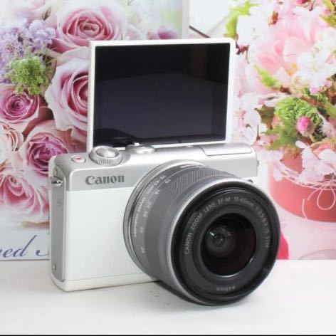 ❤️予備バッテリー&新品カメラバッグ付き❤️Canon EOS M200