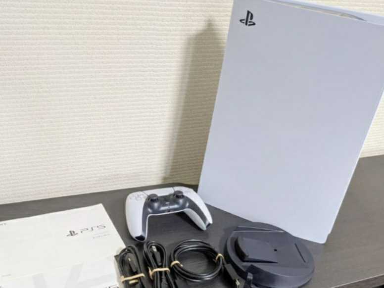 PlayStation5 PS5　本体　プレイステーション5 ディスクドライブ搭載 CFI-1000A01_画像2