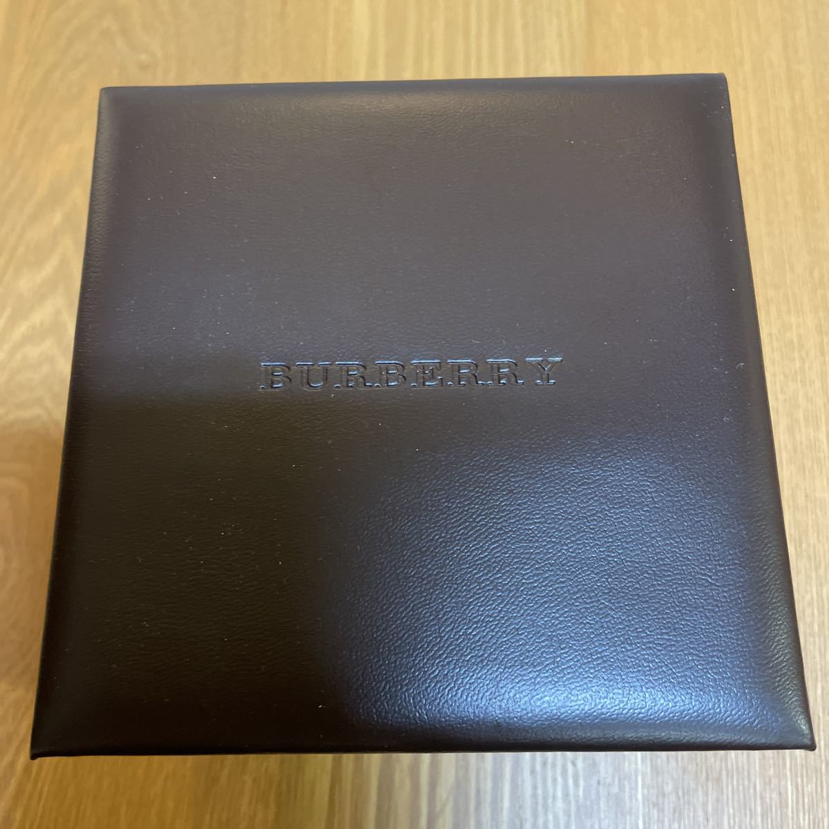 T 0657 お年玉セール☆1円スタート BURBERRY バーバリー 空箱_画像3