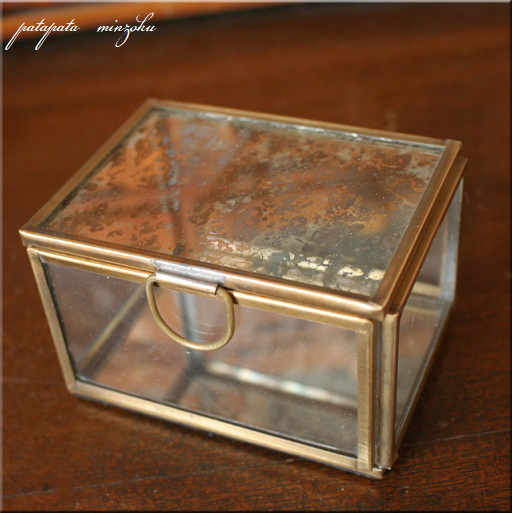 真鍮 ガラス ジュエリーボックス M アンティークゴールド パタミン 小物入れ ガラスコレクション_画像1