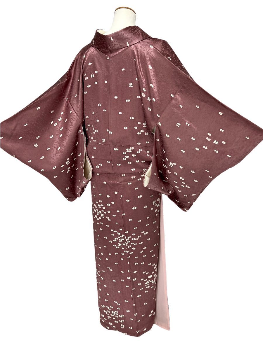 小紋 袷着物 付下げ小紋 着物 きもの カジュアル着物 仕立て上がり リサイクル着物 kimono 中古 身丈160.5cm 裄丈64cm_画像6