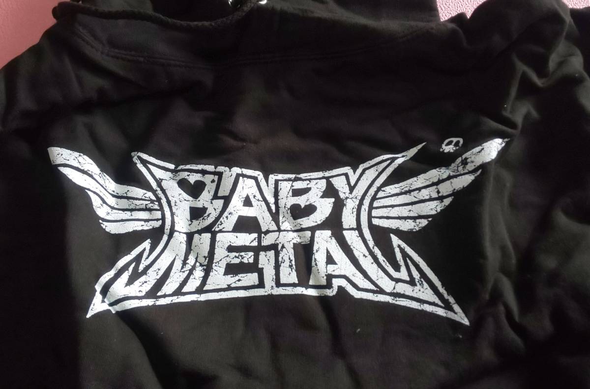  new goods unused BABYMETAL CRUSH LOGO HOODIE UK version abroad L size BME80035-L abroad official thing . baby metal crash Logo Parker US version . body differ 