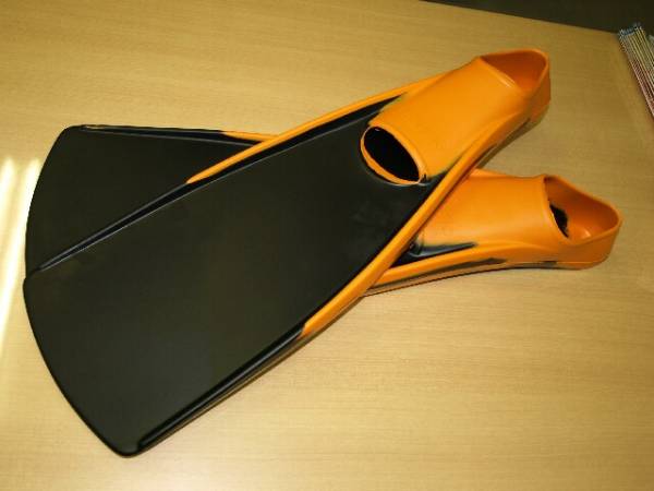 オリジナル ワープフィン（新品）オレンジ×ブラック Mサイズ