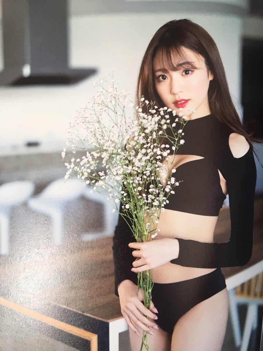 Yahoo!オークション - 志田友美写真集 RESTART 初版 帯付き Yahoo!オークション - 志田友美写真集 RESTART 初版 帯付き