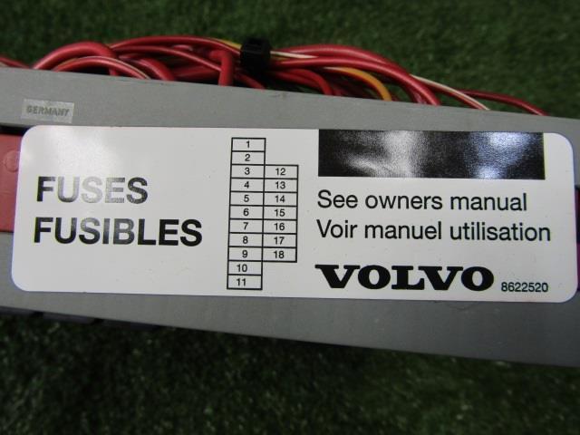  Volvo V70 SB5244W fuse box for interior 08696098 postage [S]