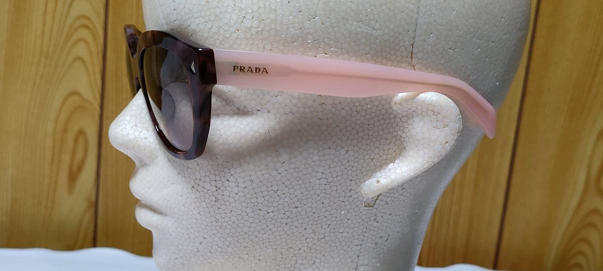 正規レア PRADAプラダ エンブレムロゴ キャットアイサングラス 正規レア PRADAプラダ エンブレムロゴ キャットアイサングラス