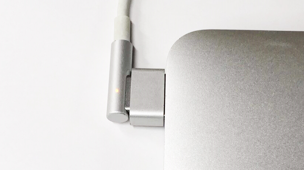 アップル MagSafe - MagSafe 2 コンバータ Apple MagSafe to MagSafe 2 Converter MD504ZM/A 複数個落札可能_使用例