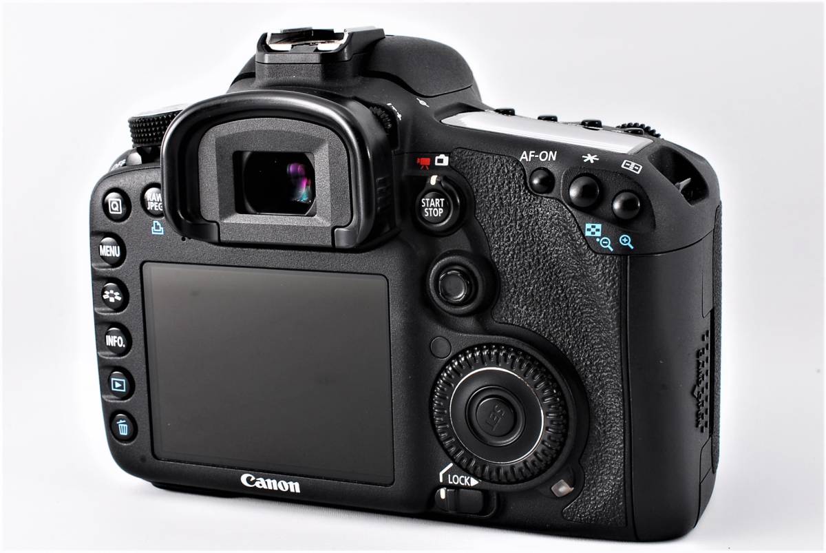 ☆極上品☆Canon EOS 7D ボディ キヤノン☆撮影が楽しい描画力抜群の