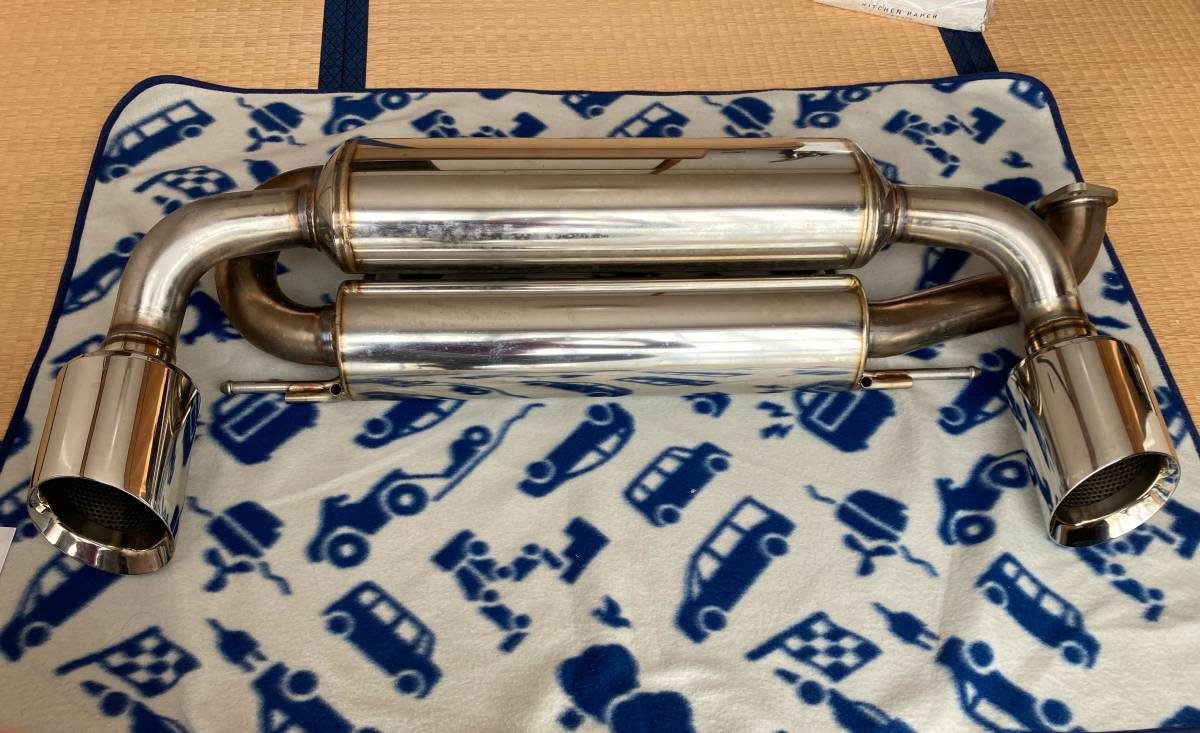 美品】SUBARU BRZ 用 sti スポーツマフラー(低排圧タイプ) www
