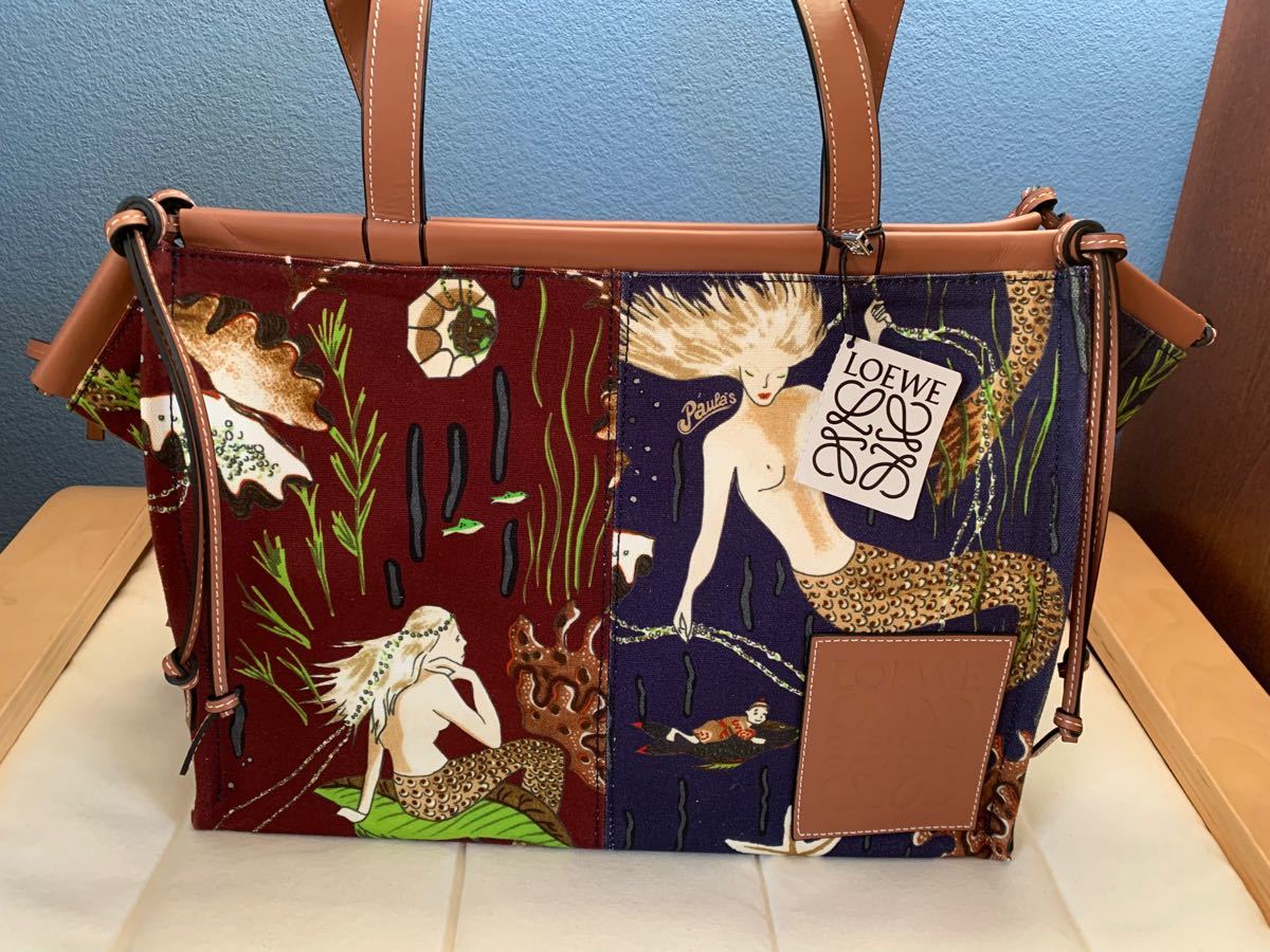 LOEWE ロエベ パウラズイビザ クッショントート(¥105,000) dofeli.com
