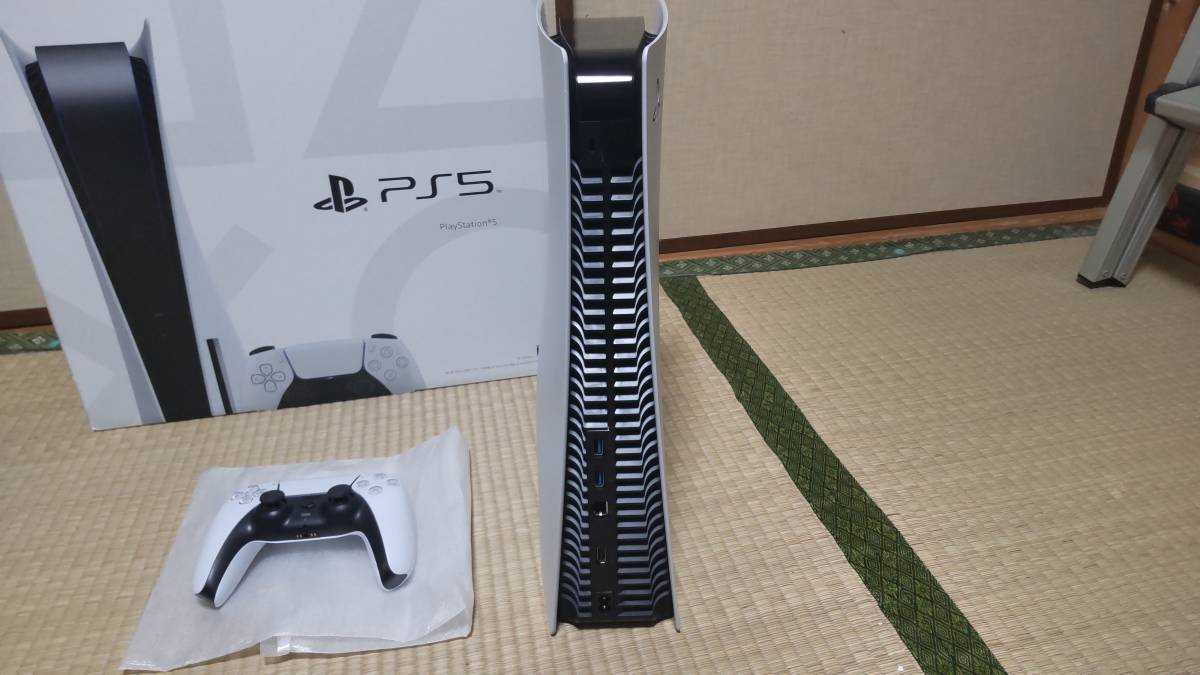 ソニー SONY プレイステーション5 PlayStation5 PS5 CFI-1000A01 BDドライブ搭載モデル_画像4