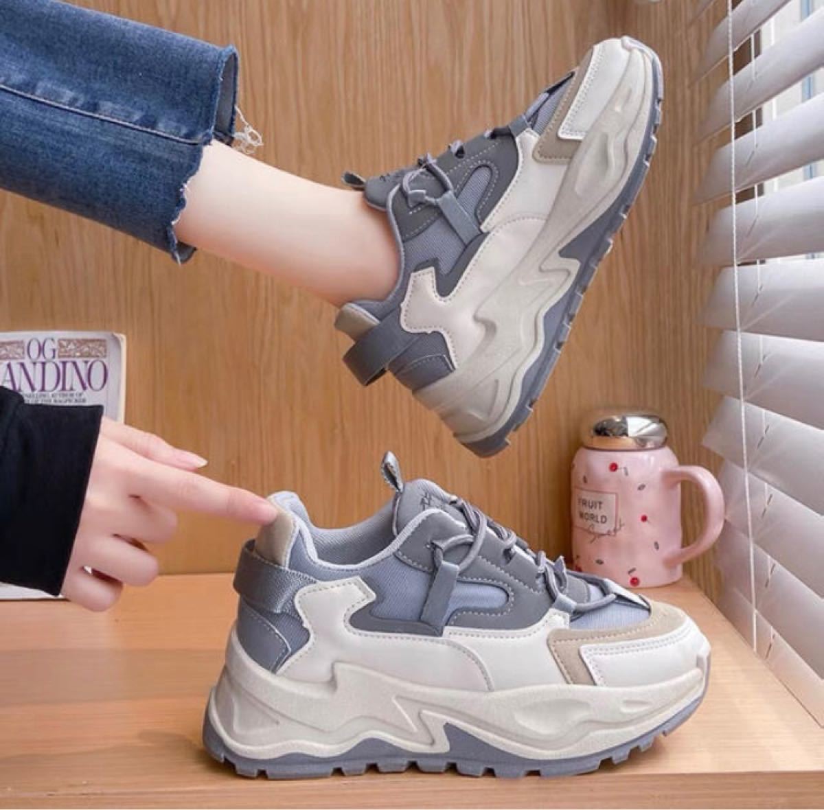 Paypayフリマ スニーカー ダッドスニーカー 靴 韓国 ファッション 厚底 トレンド