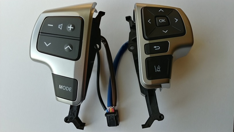 ハイエース 200系 ステアリングスイッチ左右(シルバー) [トヨタ純正