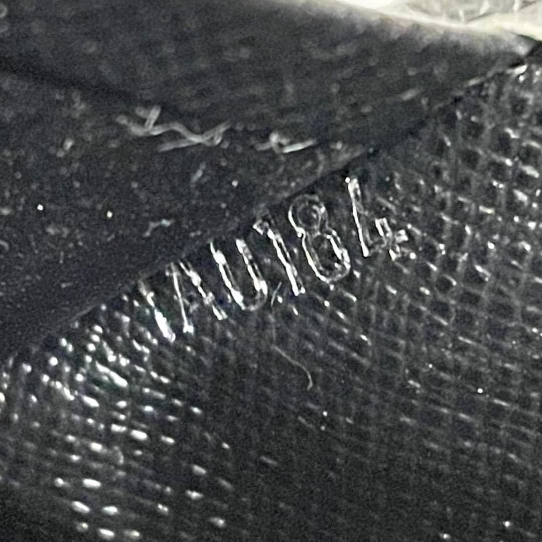魅惑のオールレザーウォレット》LOUIS VUITTON ルイヴィトン