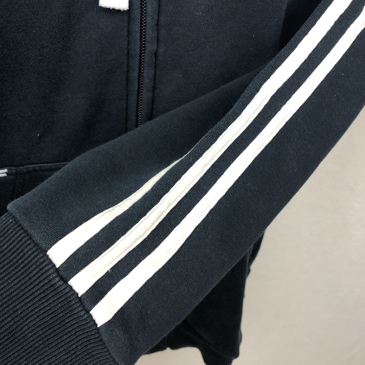 即決★adidas★アディダス★メンズ★ジップアップパーカー★スウェット★ネイビー★M★濃紺★デカロゴ★3本線★ビッグロゴ_画像5