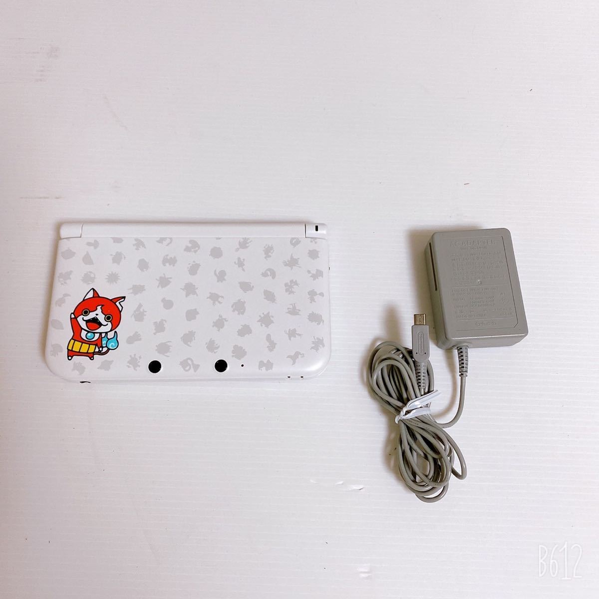 ニンテンドー3dsll本体 妖怪ウォッチ ジバニャン限定仕様 Spr 001 ニンテンドー3dsll 任天堂 ニンテンドー3ds Ll本体 売買されたオークション情報 Yahooの商品情報をアーカイブ公開 オークファン Aucfan Com