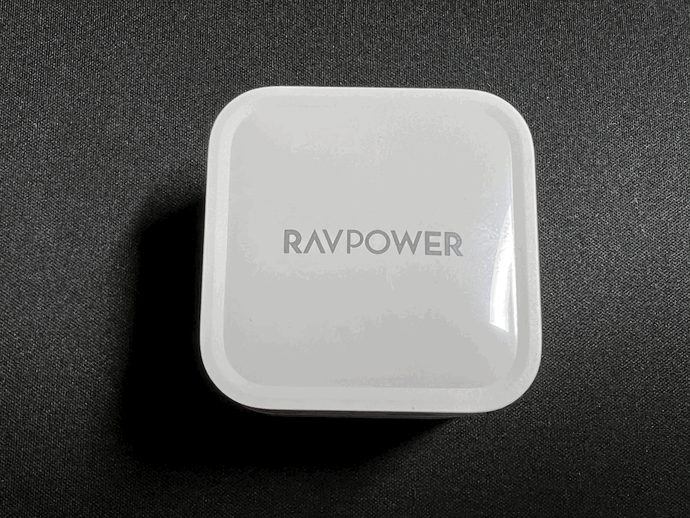 RAVPower 61W USB-C 急速充電器（世界最小最軽量クラス)【GaN (窒化ガリウム)採用/折畳式/PD対応】_画像7
