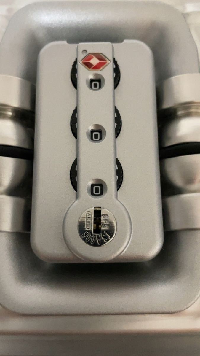 RIMOWA リモワ ルフトハンザ スーツケース RIMOWA Lufthansa RIMOWA リモワ ルフトハンザ スーツケース RIMOWA Lufthansa