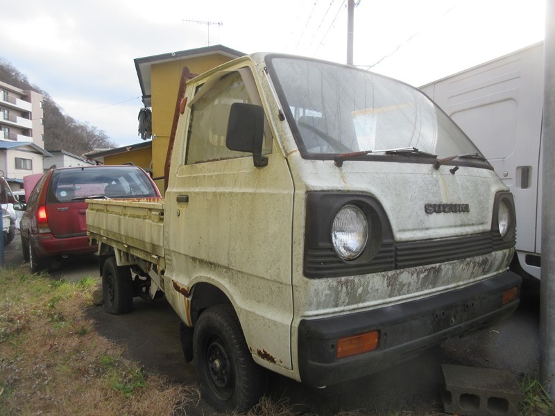 お宝!! 実走行1.7万㌔!! ST40 昭和60年 キャリイトラック F5Aエンジン