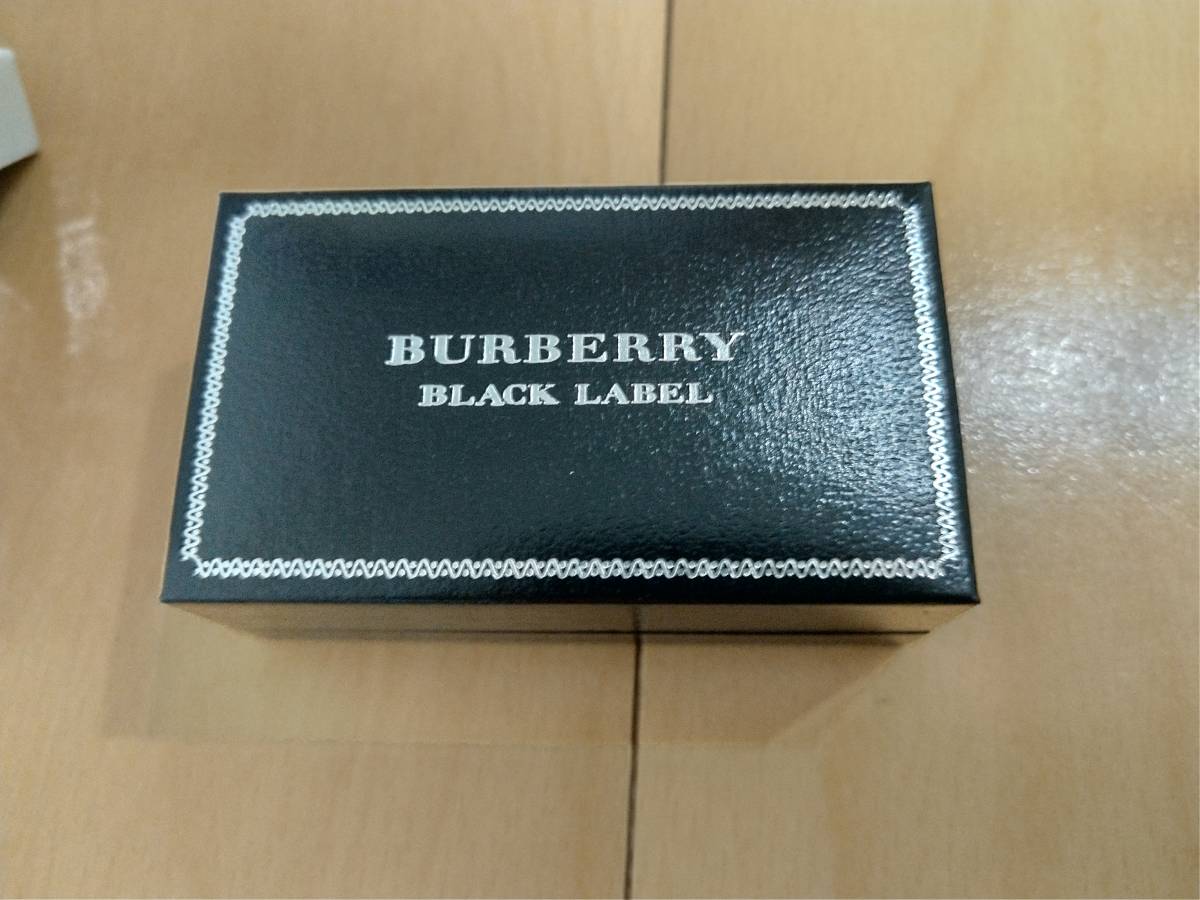 未使用 送料込み)バーバリーBurberryブラックレーベルBLACKLABEL