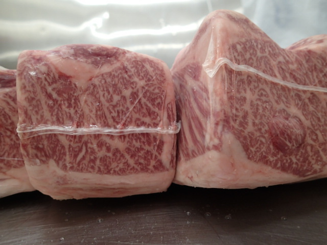 【現品画像】A5　仙台牛　三角バラ　チルド　6.4kg　業務用特価　贅沢焼肉　贅沢おうち時間　特上カルビ　安心現品画像　10080R_※分割参考画像