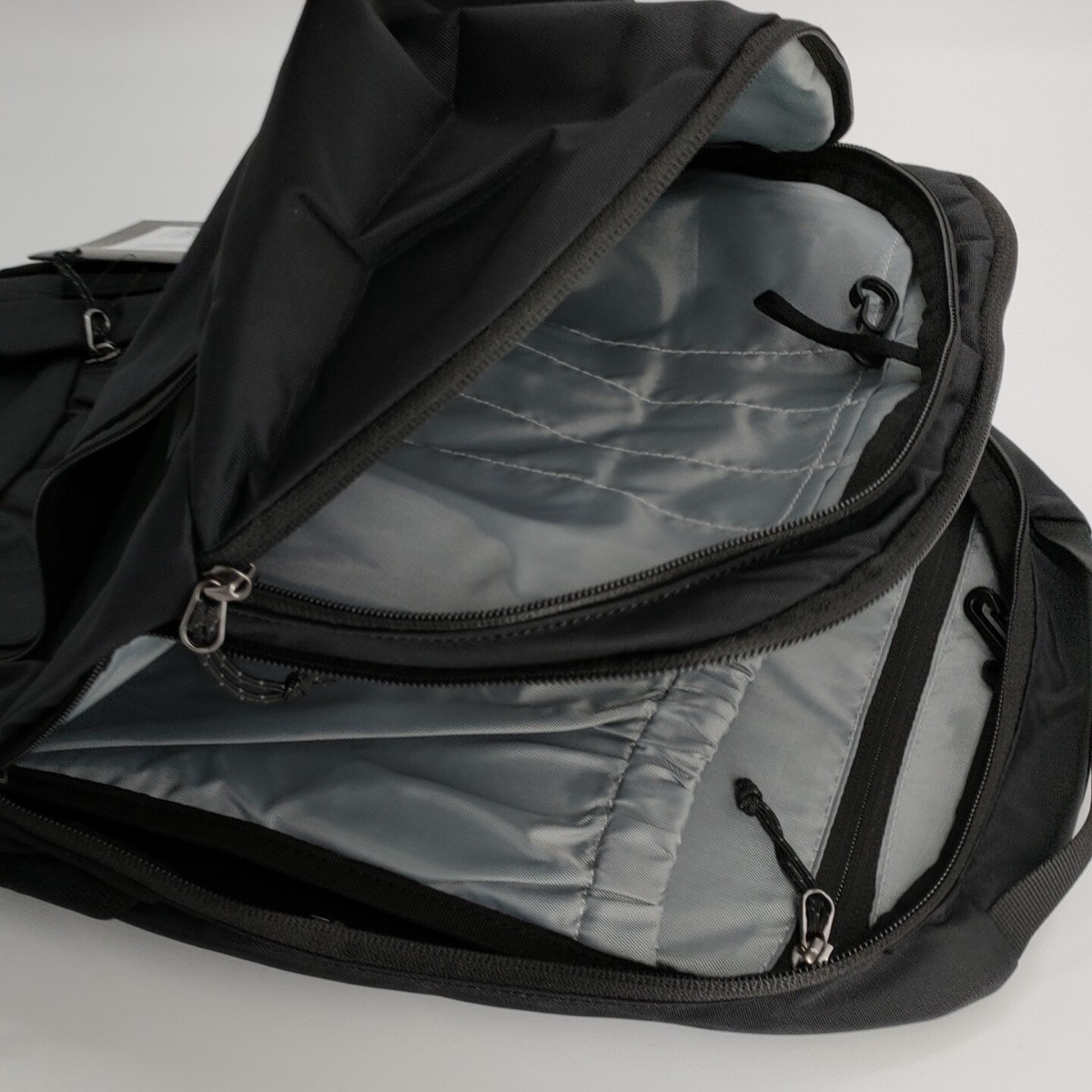 新品未使用】ARC'TERYX アークテリクス マンティス26 バック 新品未使用】ARC'TERYX アークテリクス マンティス26 バック