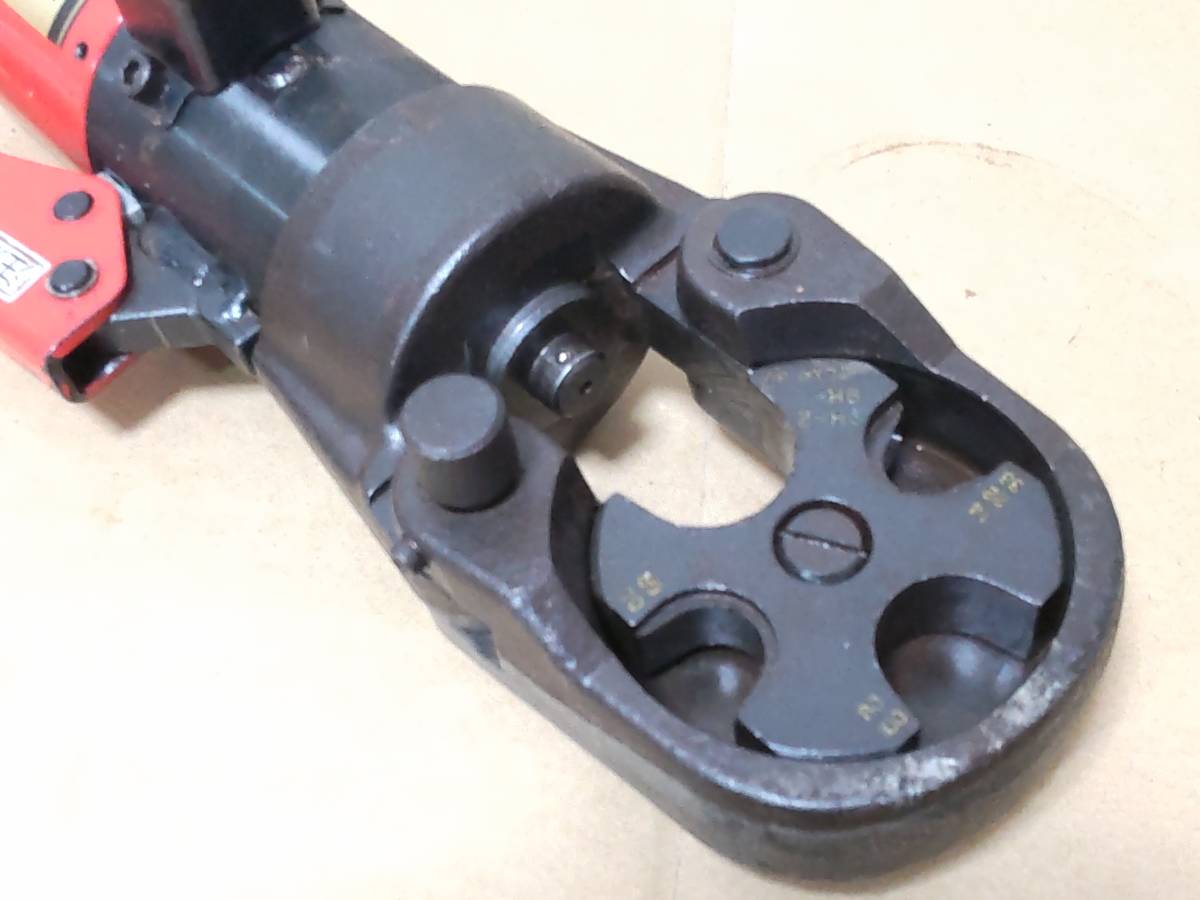 泉精器製作所 9H-2 手動油圧圧着工具 150まで可 ダイス・取説付 泉精器製作所 9H-2 手動油圧圧着工具 150まで可 ダイス・取説付