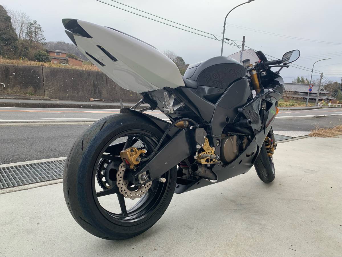 ジャンクですよ！書類付きZX10R　C型　ZXT00C　必ず説明読んでください。_画像2