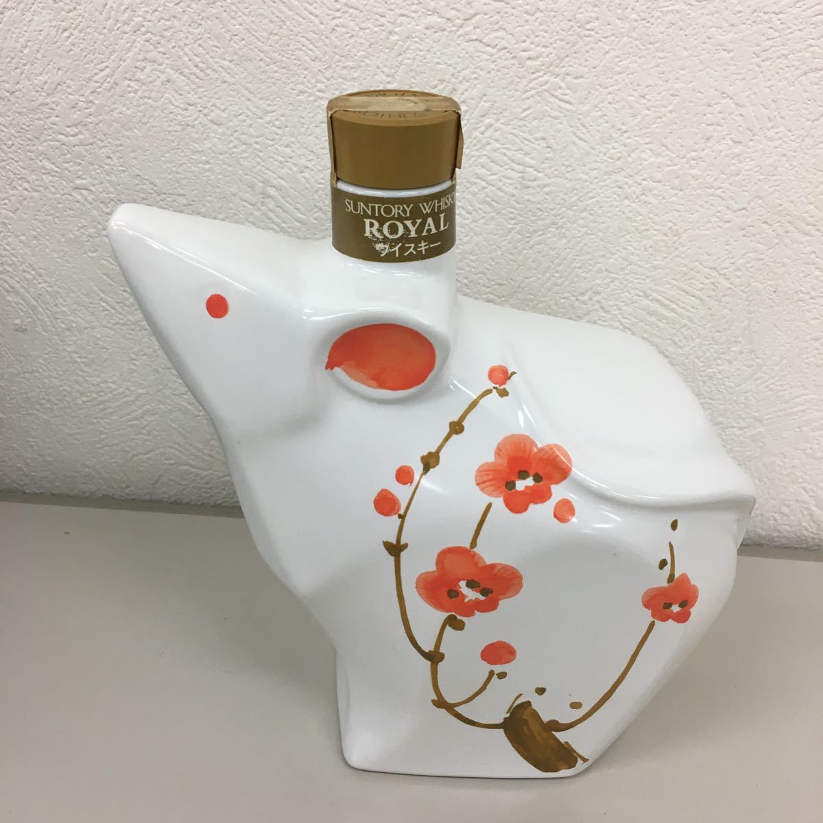 未開栓 SUNTORY サントリー ローヤル ウイスキー陶器 干支ボトル