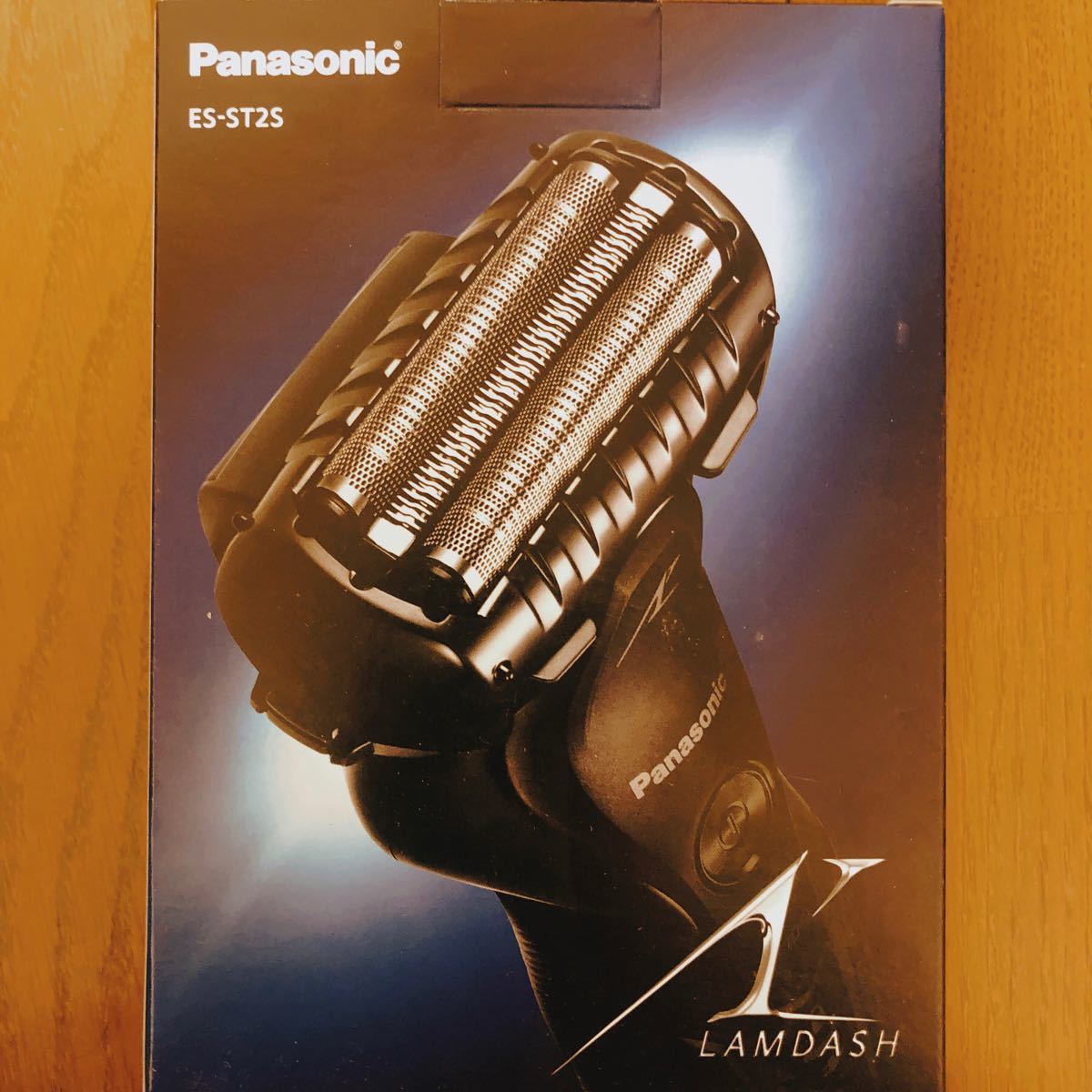 【新品未使用】Panasonic リニアシェーバー ES-ST2S ブラック