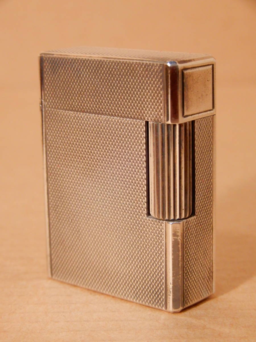３）ライター デュポン S.T.Dupont ガスライター 箱付き 銀色 シルバー_画像3