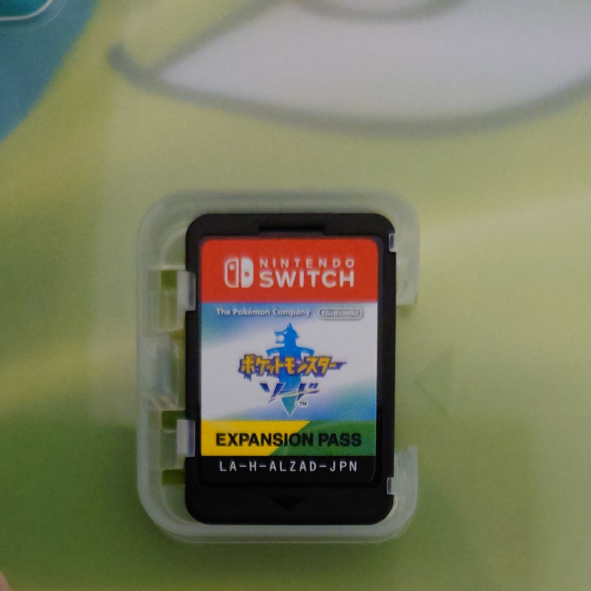 中古　Nintendo Switch　ポケットモンスター　ソード　シールド+エキスパンションパス　2本セット