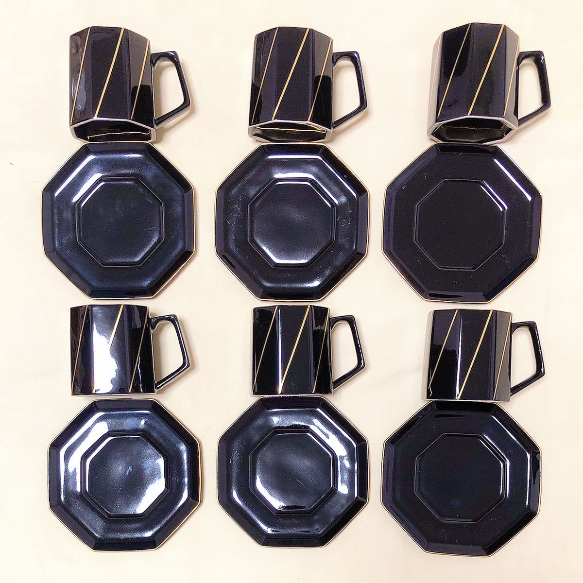 Komatu小松陶器 Fine China 金彩 黒い八角カップ&ソ-サ-6客|PayPayフリマ チャイナシーズ china seas 八角中鉢 2客