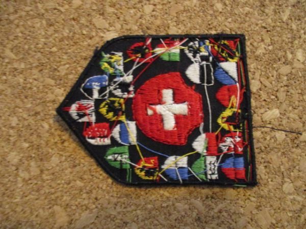 70s スイス 州旗 ビンテージ刺繍ワッペン/黒エンブレムSWITZERLANDアウトドア登山ハイキング紋章パッチ旅行SWISS土産スーベニア_画像4