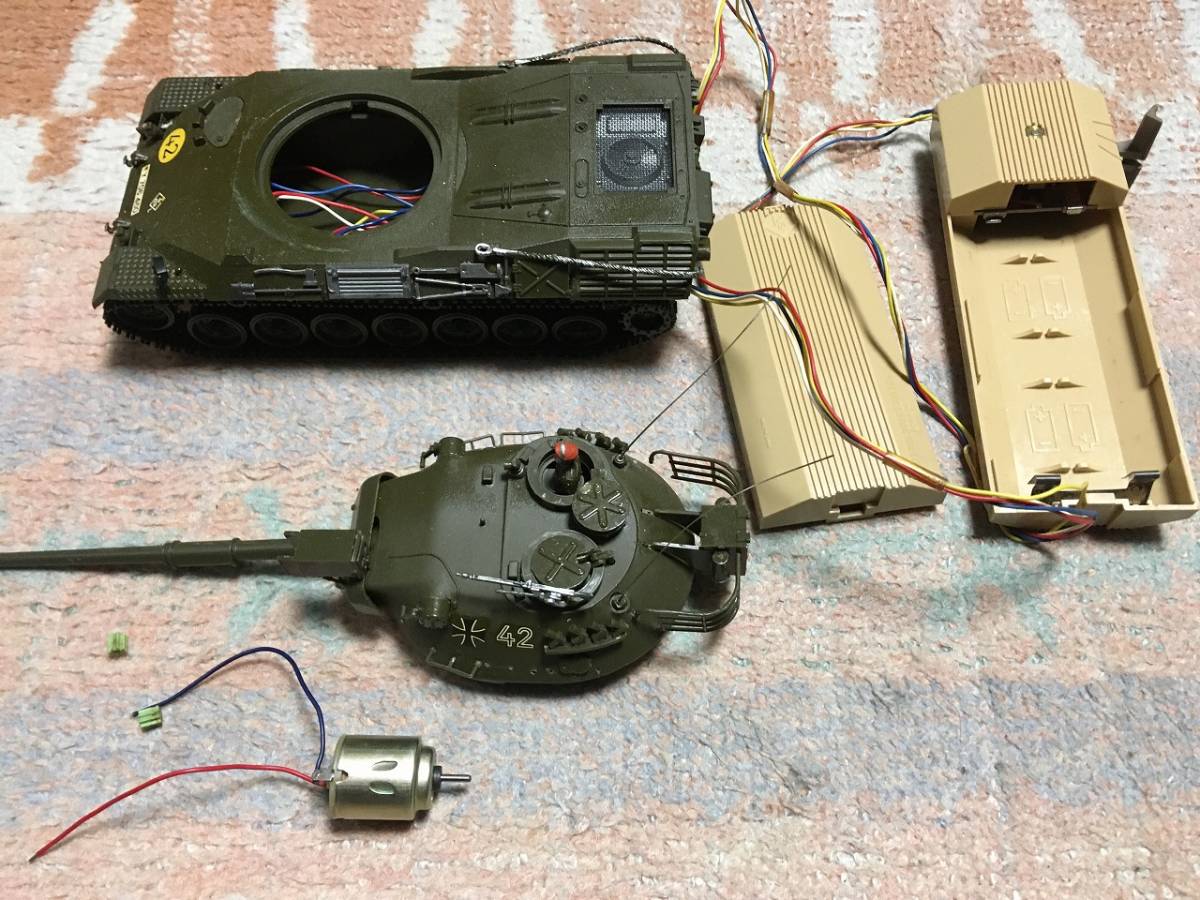 リモコン可動品 タミヤ 1/35 西ドイツ レオパルド中戦車 ジャンク完成品 (モーター1個交換、ギヤ2個交換で可動します)送料込み item details | Yahoo! JAPAN Auction | One Map by FROM JAPAN リモコン可動品 タミヤ 1/35 西ドイツ レオパルド中戦車 ジャンク完成品 (モーター1個交換、ギヤ2個交換で可動します)送料込み item details | Yahoo! JAPAN Auction | One Map by FROM JAPAN