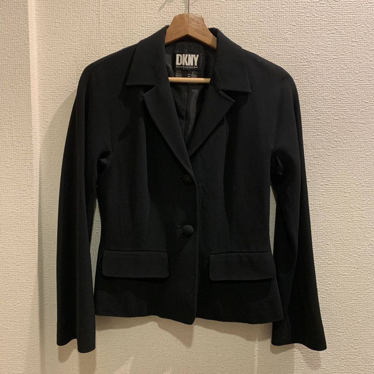 日本限定 送料込 ダナキャラン(DKNY)◆麻混のジャケット◆新品タグ付 - テーラードジャケット