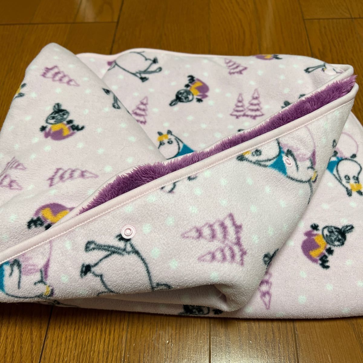 膝掛け毛布 ムーミン ユニクロ UNIQLOムーミンフリース2way 膝掛け毛布 ムーミン ユニクロ UNIQLOムーミンフリース2way