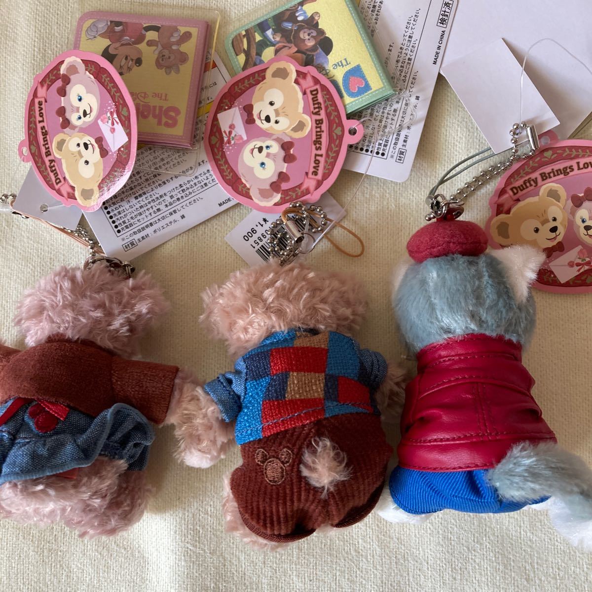 新品未使用!ダッフィー シェリーメイ ジェラトニー ぬいぐるみストラップ