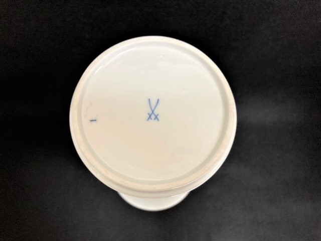 Yahoo!オークション - 美品 Meissen マイセン 花瓶 ローズ絵図 Yahoo!オークション - 美品 Meissen マイセン 花瓶 ローズ絵図