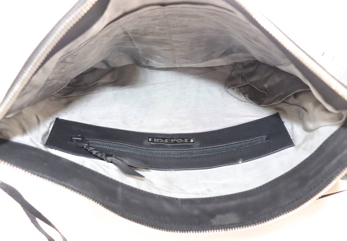 限定価格セール! Blackjack-Zip KMRii 本物 新品 Clutch 5101 ケムリ