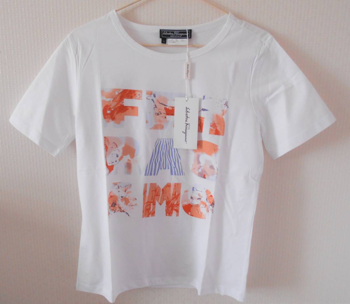 新品】50%オフ サルヴァトーレ フェラガモ レディース Tシャツ L