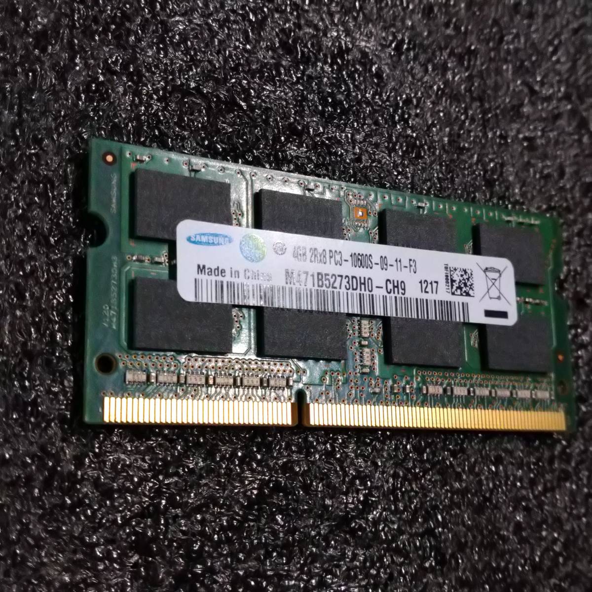 【中古】DDR3 SODIMM 4GB(4GB1枚) SAMSUNG M471B5273DH0-CH9 [DDR3-1333 PC3-10600 1.5V]_画像2