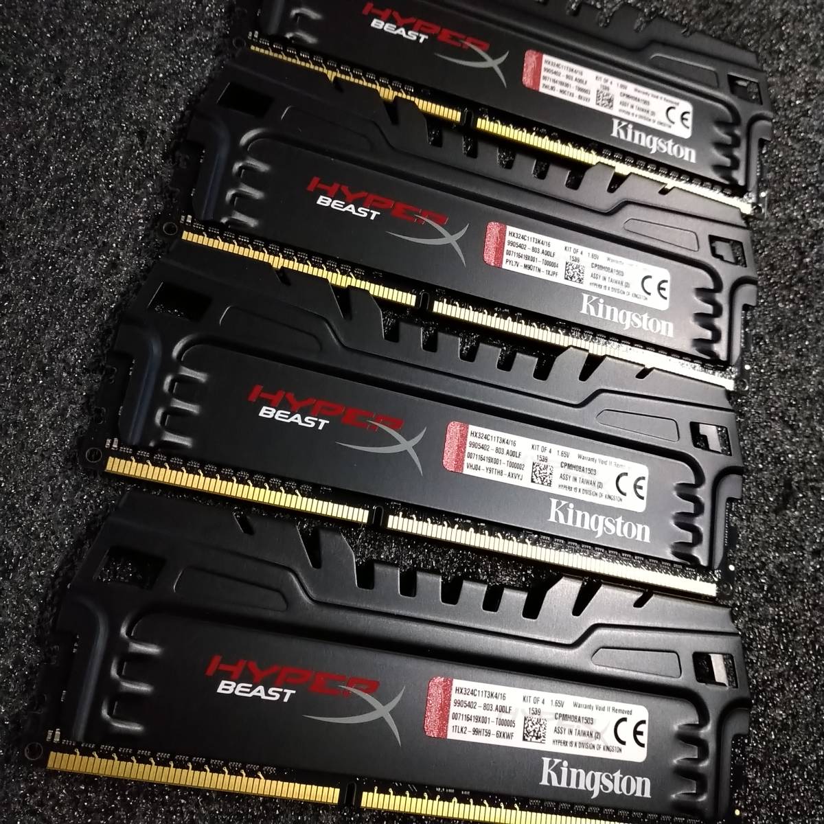 【中古】DDR3メモリ 16GB(4GB4枚組) Kingston HyperX Beast HX324C11T3K4/16 [DDR3-2400 PC3-19200]