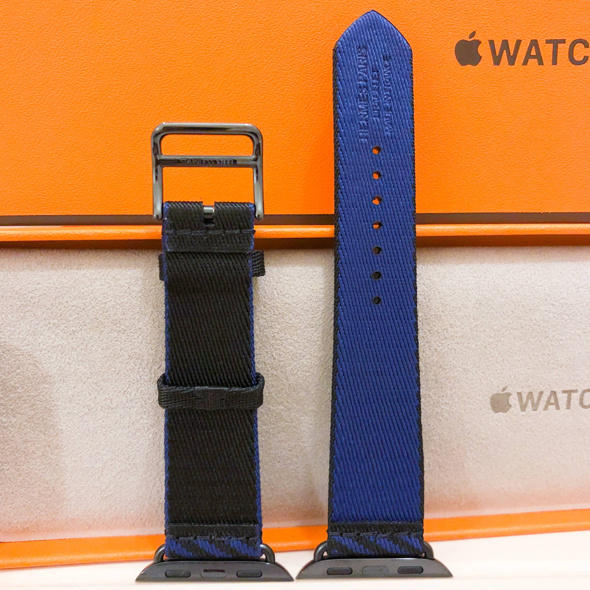 【新品】 Apple Watch エルメス 40mmケース用 ジャンピング 黒 ブルーサフィール シンプルトゥールストラップ
