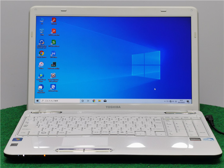 割引発見 中古/15型/ノートPC/Win10/新品SSD256/4GB/i5-M430/TOSHIBA T350/34AWM MS office2019搭載 新品無線マウス 動作良 15インチ~ 割引発見 中古/15型/ノートPC/Win10/新品SSD256/4GB/i5-M430/TOSHIBA T350/34AWM MS office2019搭載 新品無線マウス 動作良 15インチ~