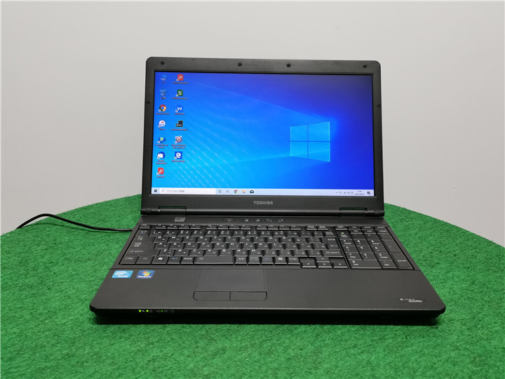 中古/15.6型/ノートPC/Windows10/爆速SSD256/4GB/Cel B815/TOSHIBA 新品無線マウス/Office/無線WIFI/テンキー/搭載