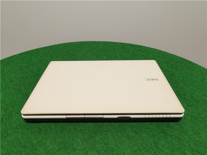 中古/13型/ノートPC/Windows10/SSD128GB/4GB/i3-U380/NEC　LM550/E MS office2019搭載　_画像4