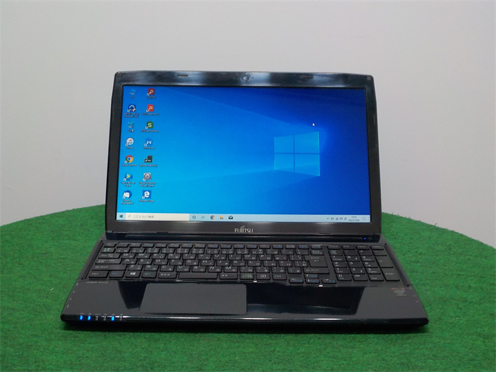 カメラ/中古/15.6型/ノートPC/Win10/新品SSD512GB/4GB/4世代i3/FMV　AH45/M 無線マウスoffice動作良品/HDMI/無線WIFI/テンキー/Bluetooth